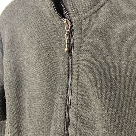 Patagonia Jacket - Picture 2 of 4